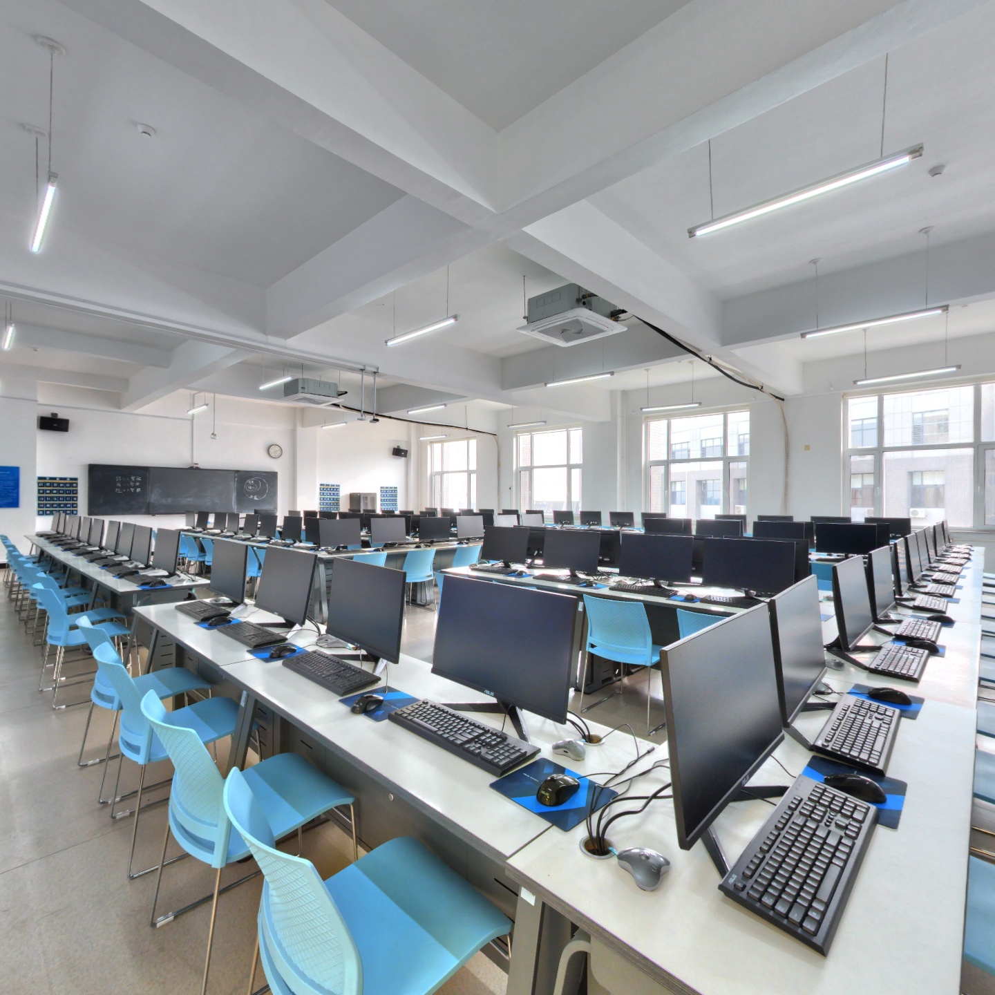 基础实验室三（D302）,如视VR