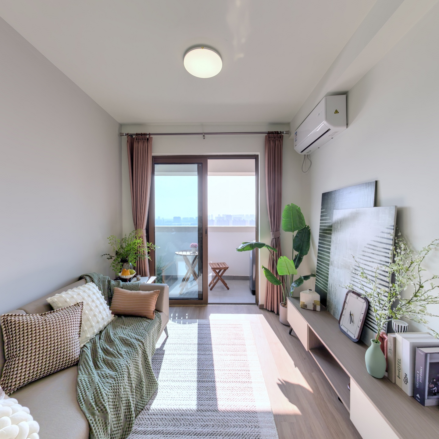 嘉住·城际铁社区 90㎡中间套,如视VR